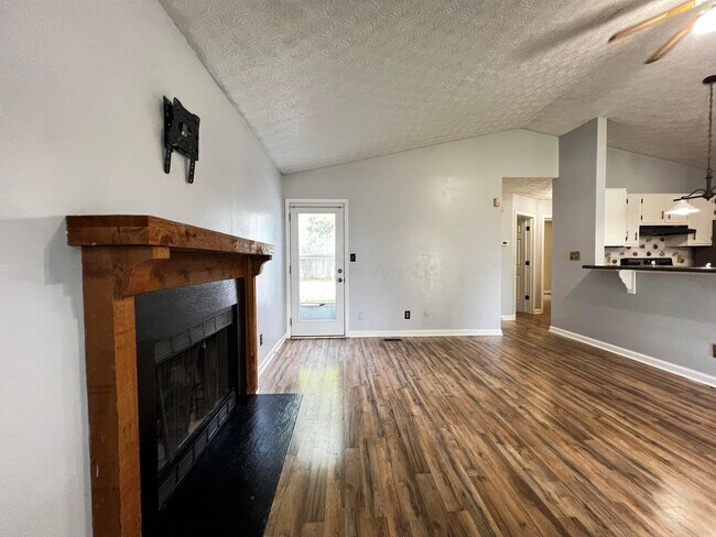 Building Photo - 2470 Dunsworth Dr