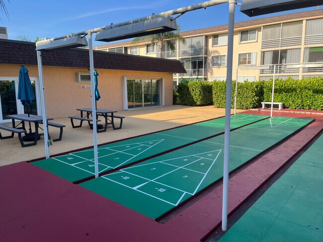 Building Photo - 4502 N Federal Hwy