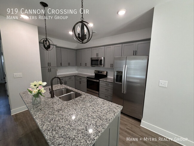 Building Photo - 919 Cannon Crossing Cir