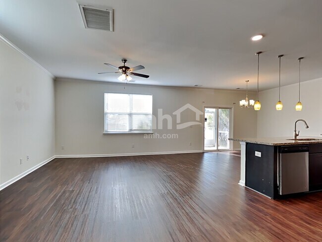 Building Photo - 509 Wayton Cir