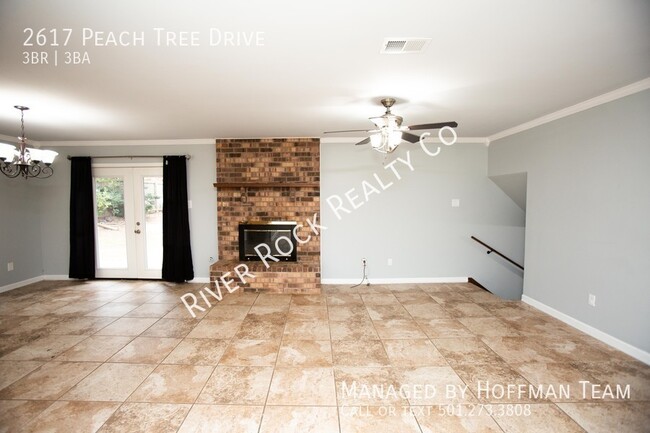 Building Photo - 2617 Peach Tree Dr