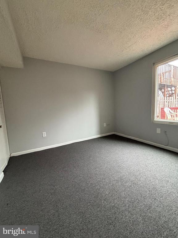 Building Photo - 3631 Laurel View Ct