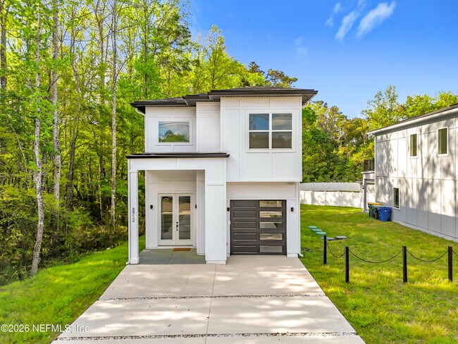 Building Photo - 8912 Hogan Rd