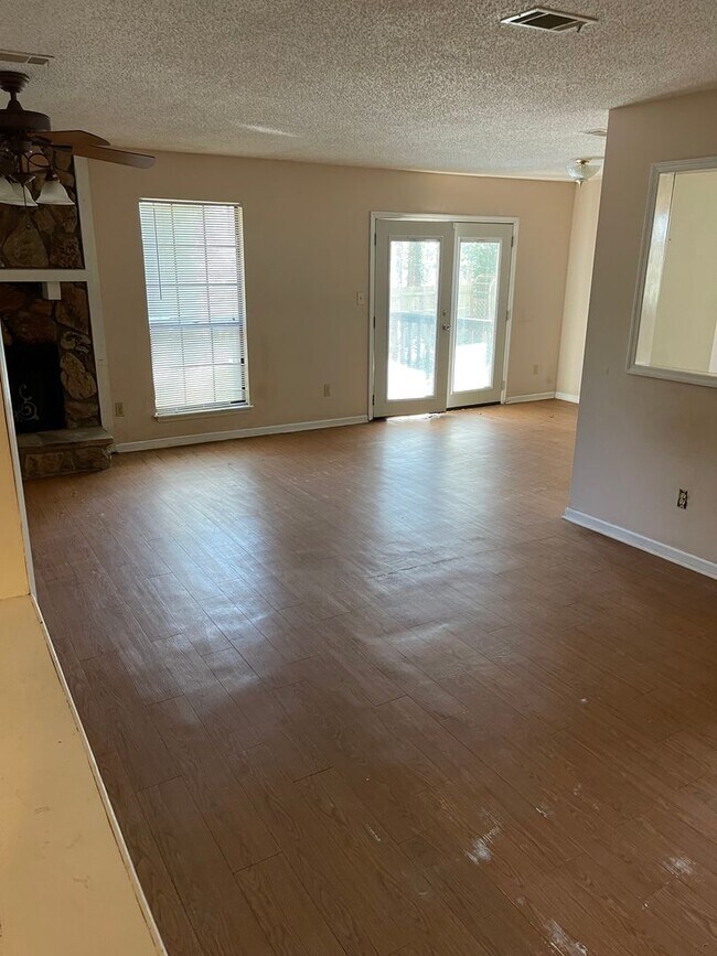 Building Photo - 2509 Arthurs Ct Ln