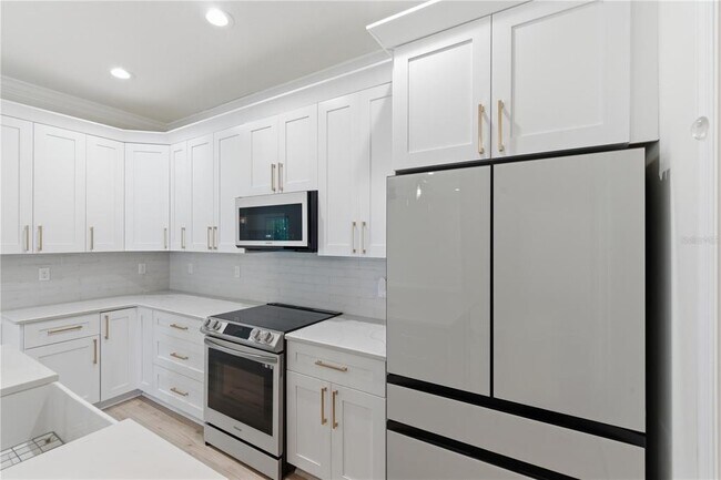 Building Photo - 3944 Watson Dr