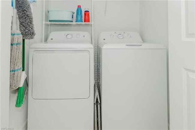 Building Photo - 18461 Copperhead Dr