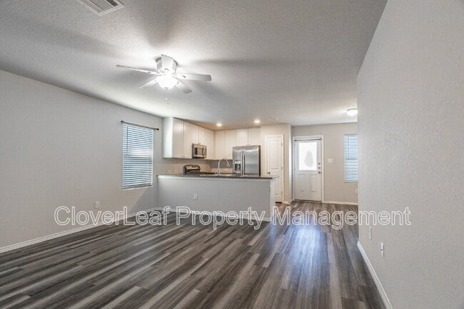 Building Photo - 10214 Robbins Grove