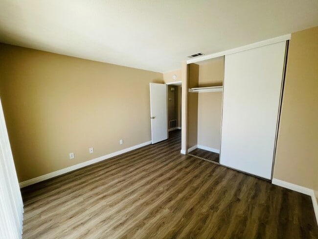 Building Photo - 2253 San Bernardo Ave