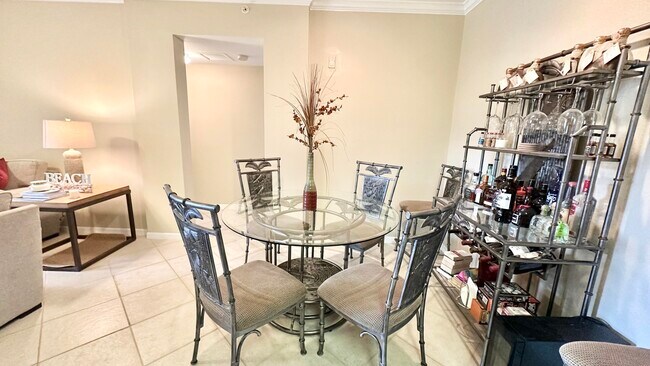 Building Photo - 6556 Emerald Dunes Dr