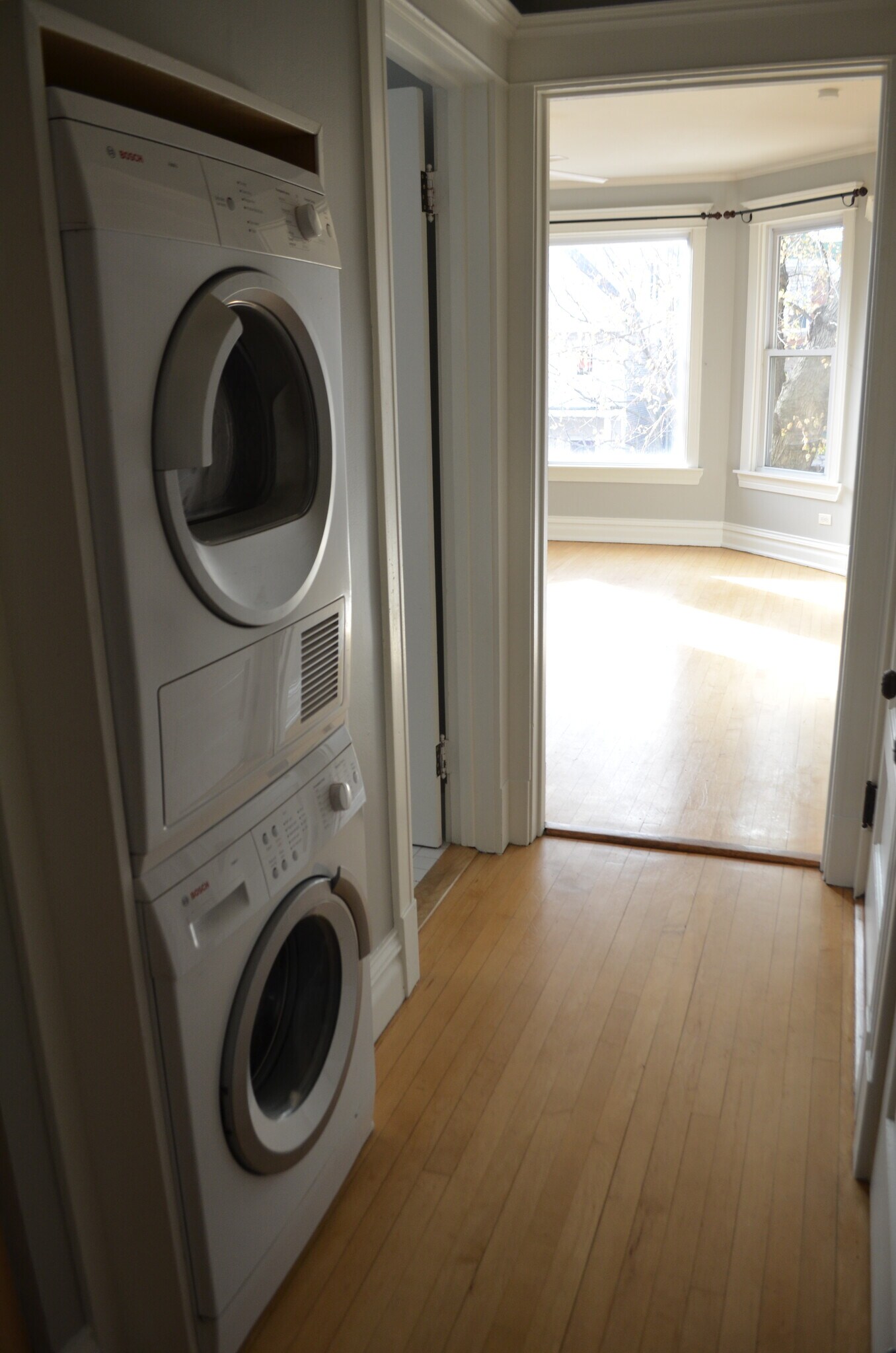 In unit laundry - 3643 N Hoyne Ave