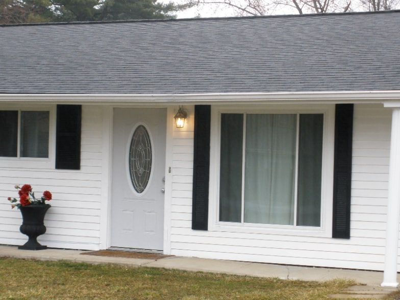 Building Photo - 129 Robinhood Dr