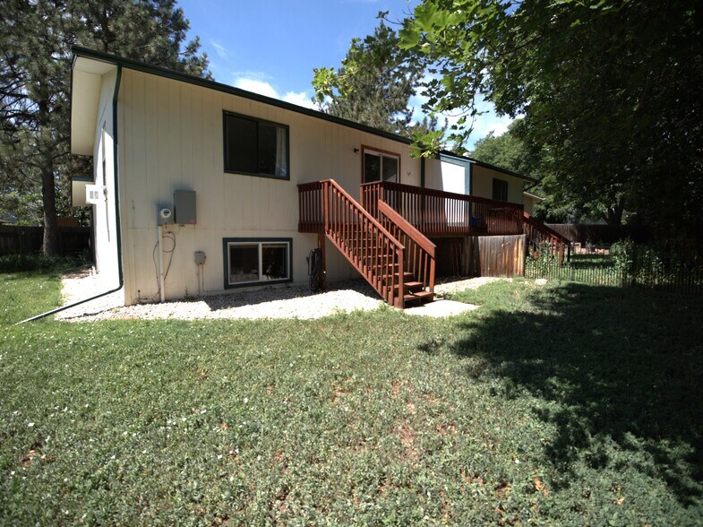 Building Photo - 1225 Centaur Cir