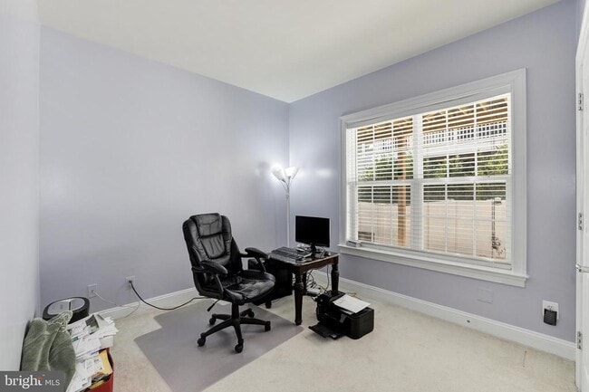 Building Photo - 43583 White Cap Terrace