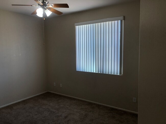 Building Photo - 4 bed Paseo del Sol Home with Downstairs B...