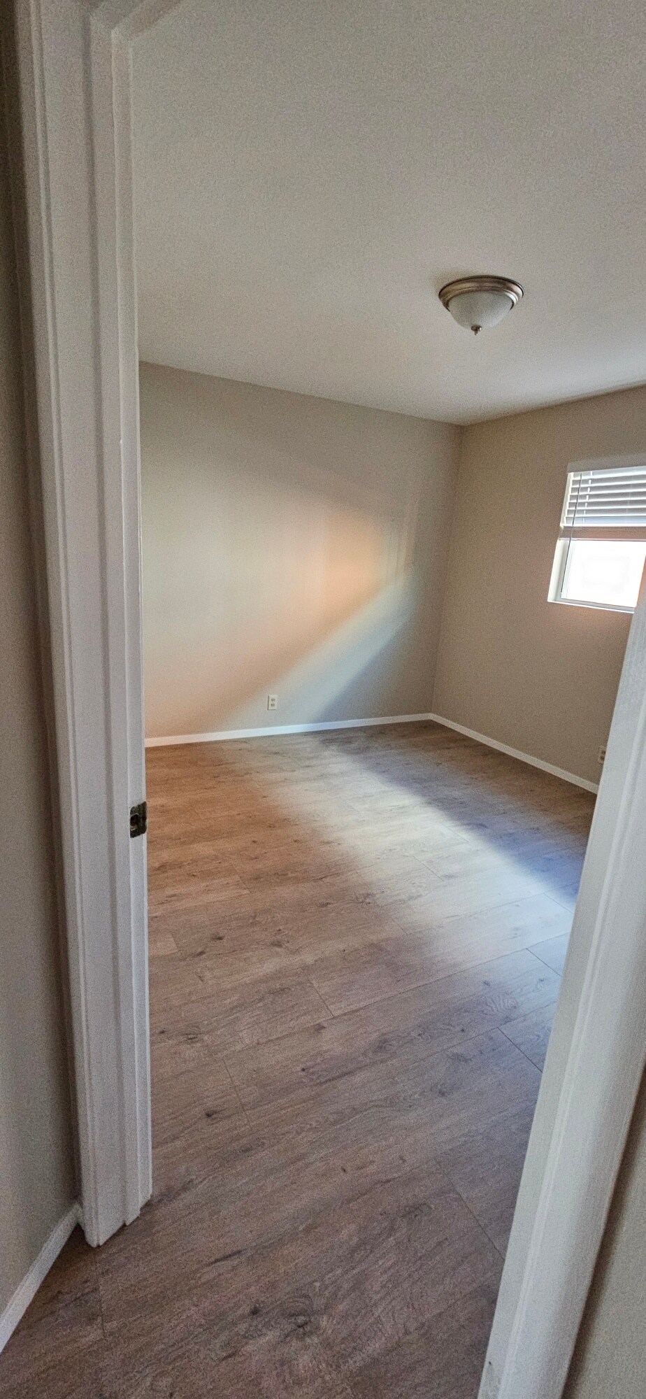 Building Photo - 2925 Dohr St