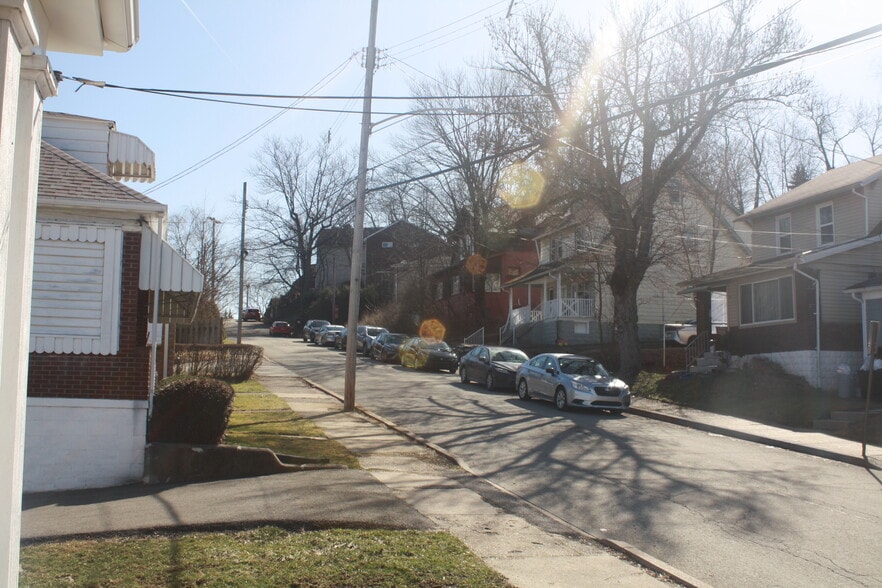 Left Street view - 7918 Lloyd Ave