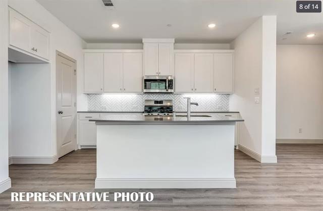 Building Photo - 420 4th St
