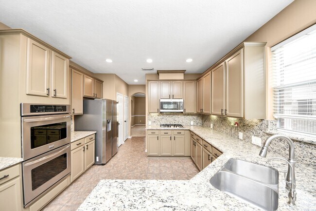 Building Photo - 24543 Pelican Hill Dr
