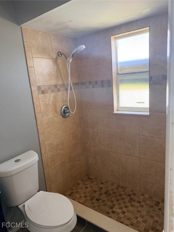 Building Photo - 721 Gilbert Ave S