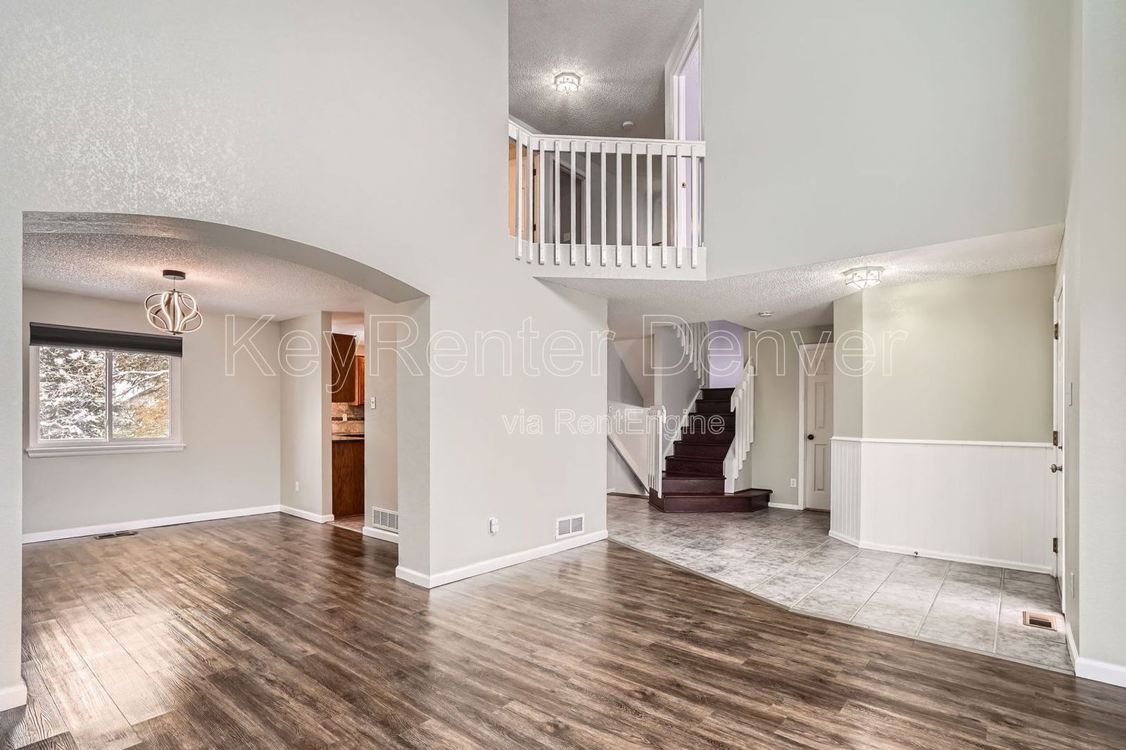 Building Photo - 5742 W 114th Pl