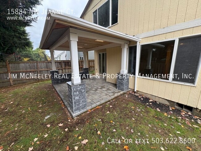 Building Photo - 15884 NW Jeanne Ct