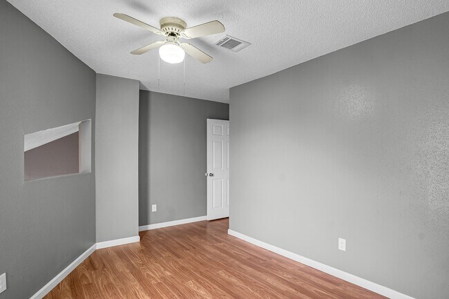 Building Photo - 6348 Dryad Dr