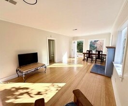 Building Photo - 230 W H St