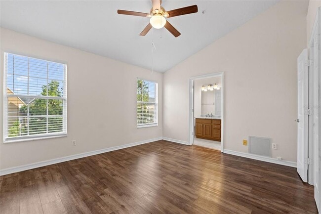 Building Photo - 3008 Bayshore Pointe Dr