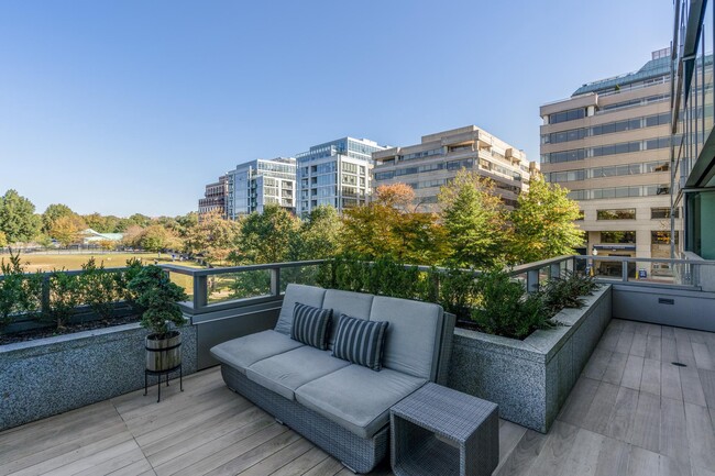 Building Photo - 2501 M St NW