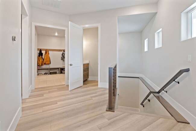Building Photo - Elegant Residence on an Arce Lot