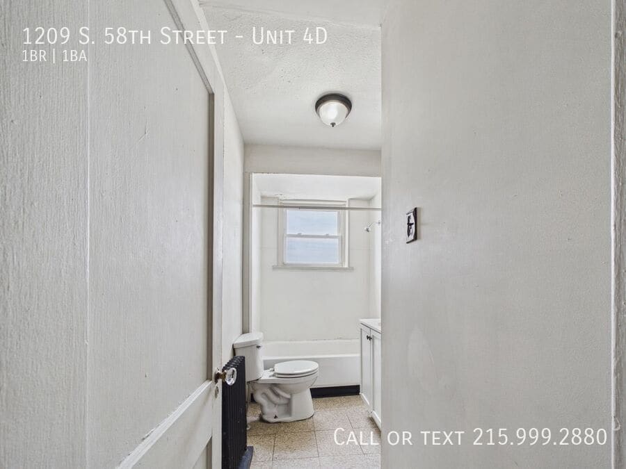 Building Photo - 1209 S 58th St