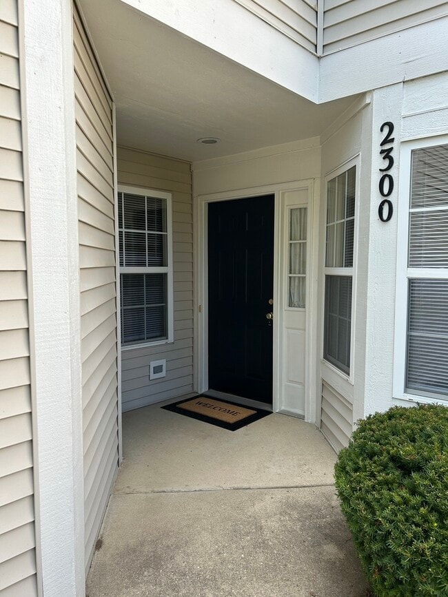 Primary Photo - 2300 Woodside Dr