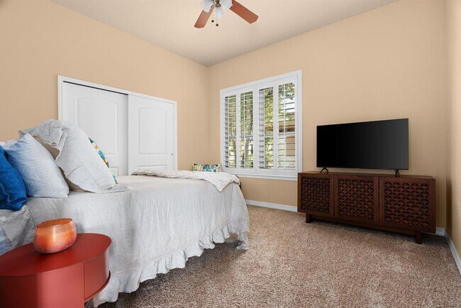 Building Photo - 1472 Kings Cove Dr
