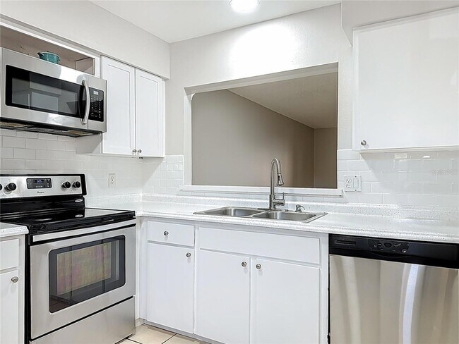 Building Photo - 4320 Middlebrook Rd