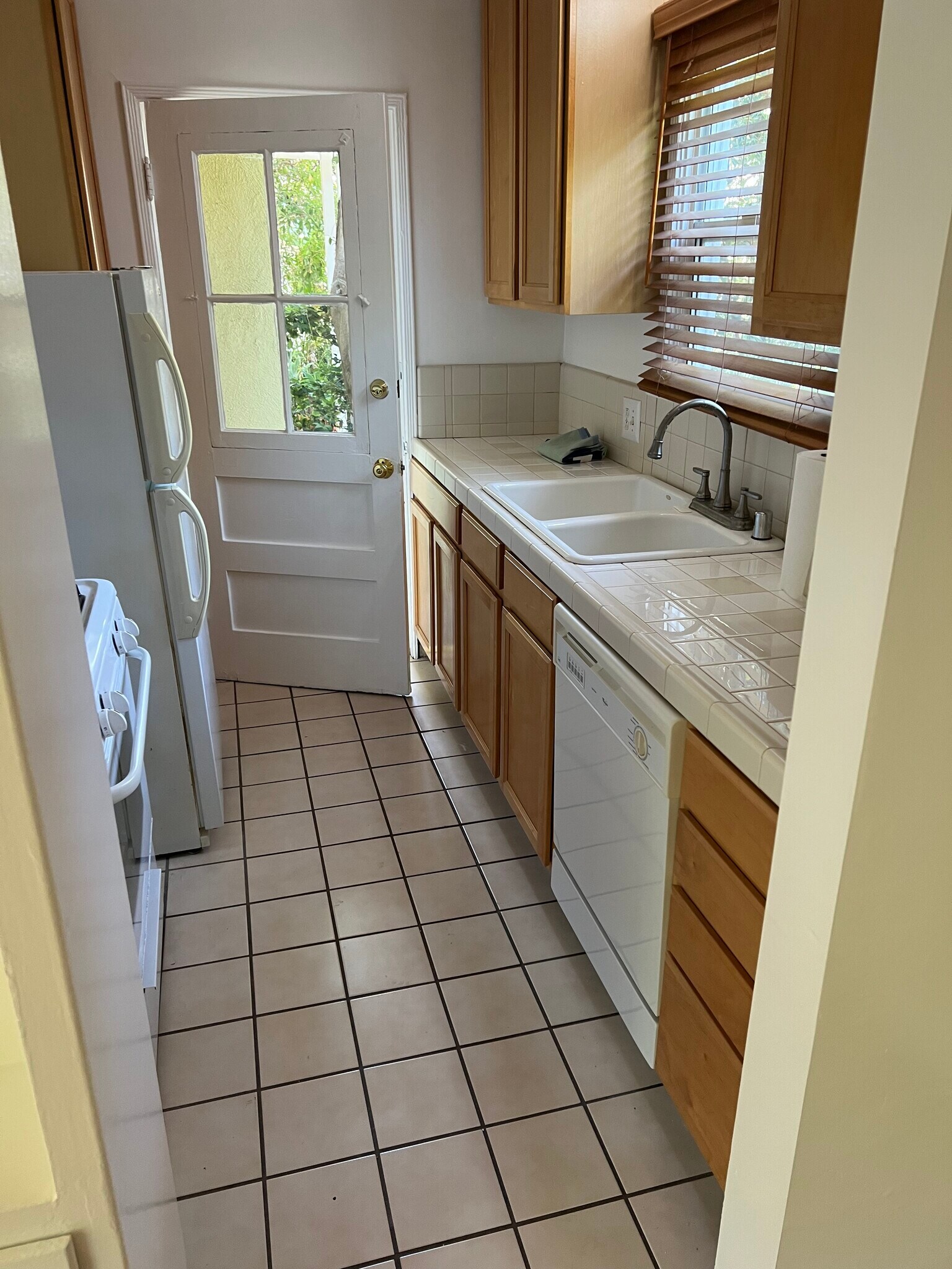 Building Photo - 8925 Keith Ave