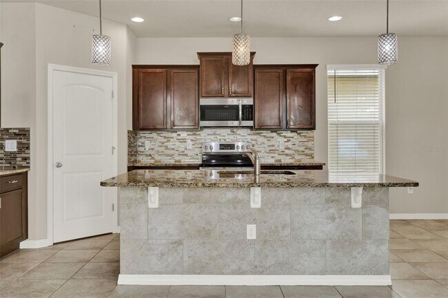 Building Photo - 10649 Atwater Bay Dr