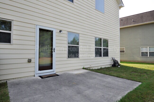 Building Photo - 1464 Wilford Dr NE