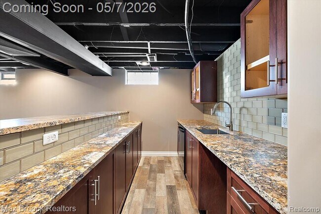 Building Photo - 912 Woodsboro Dr