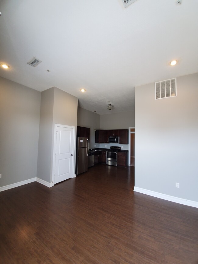 Living Area and Kitchen - GASLIGHT VILLAGE