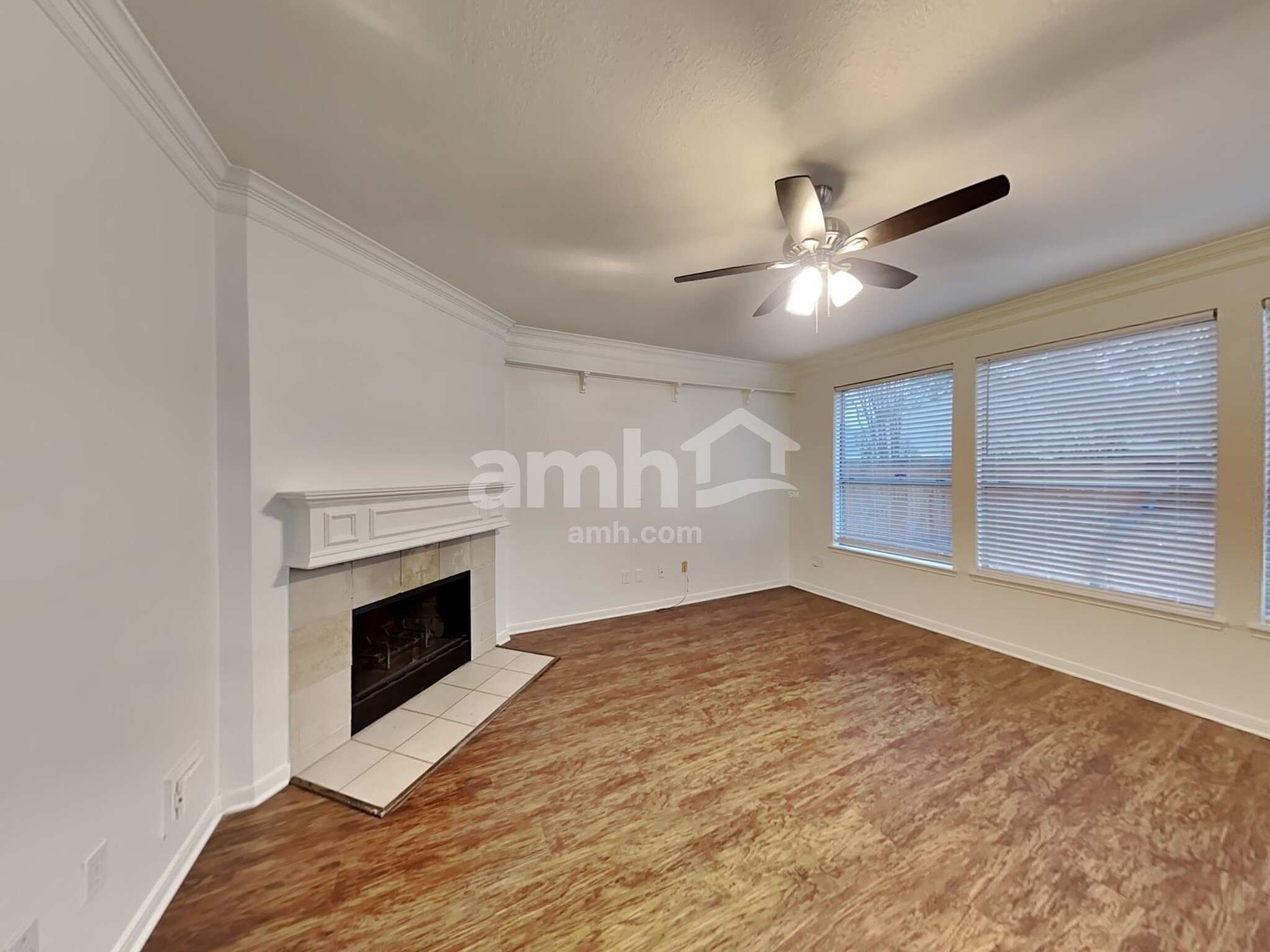 Building Photo - 21027 Deauville Dr