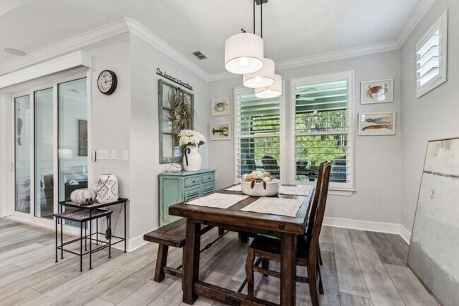 Building Photo - Discover the Ideal 55+ Lifestyle in Your N...