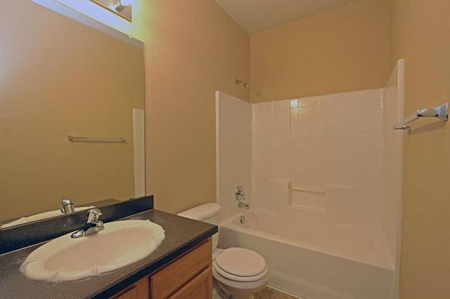 Building Photo - 2917 St John's Dr