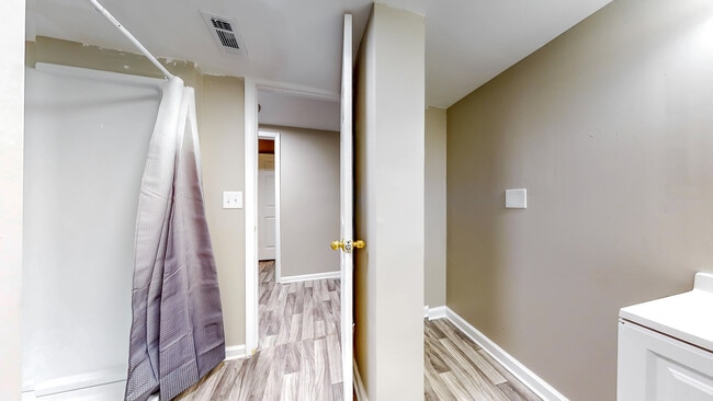 Building Photo - 255 Hermer Cir NW