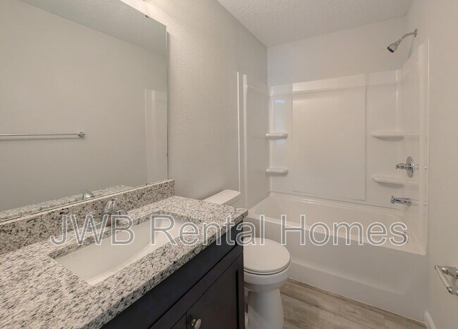 Building Photo - 8455 Buttercup St