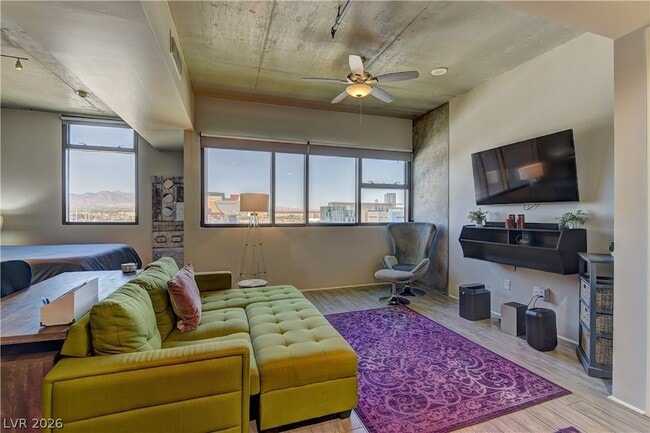 Building Photo - 353 E Bonneville Ave