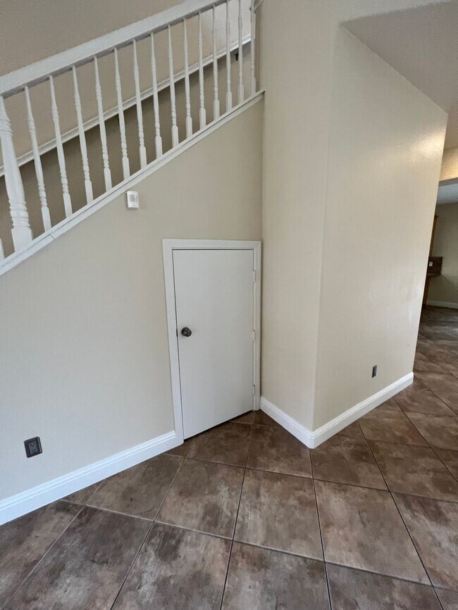 Building Photo - Gorgeous Private large lot in Rocklin!
