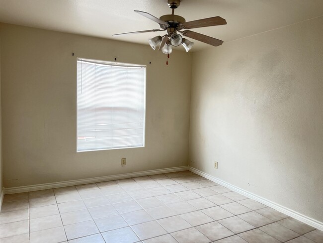 Building Photo - 1752 Tiara Trail
