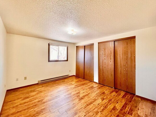 Building Photo - TWO WEEKS FREE RENT - Water/Sewer/Trash Included - Large Two Bedroom One Bath In North Loveland! ...