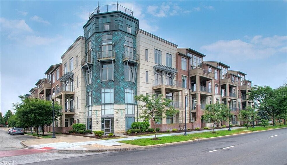 Building Photo - 16800 Van Aken Blvd