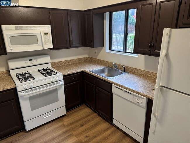 Primary Photo - 106 Bellgrove Dr